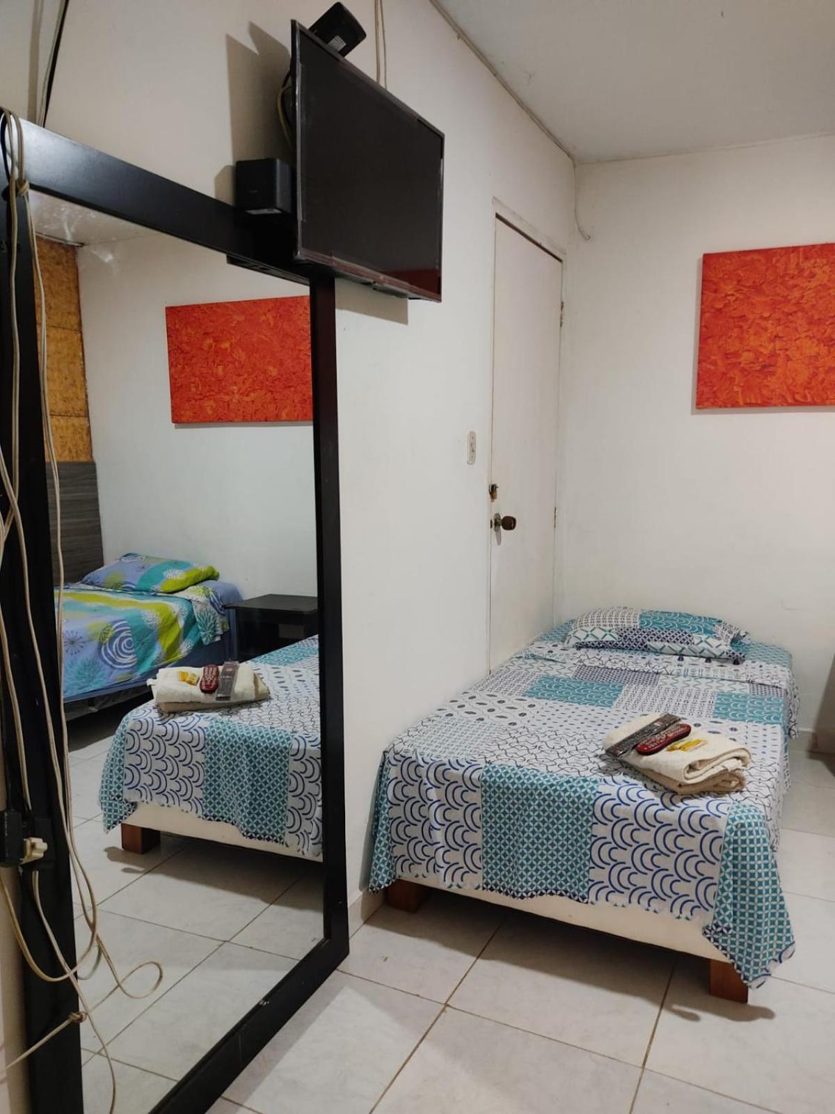 Home To Go Hostal Apartamentos Cali Exterior foto
